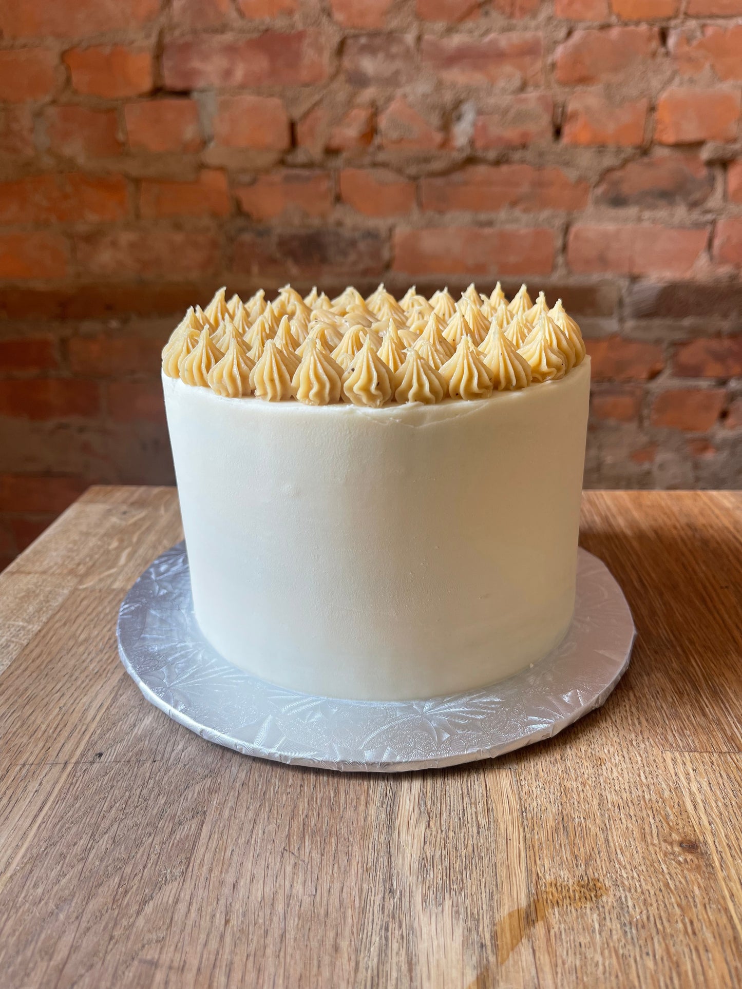 Premium 8' Cake