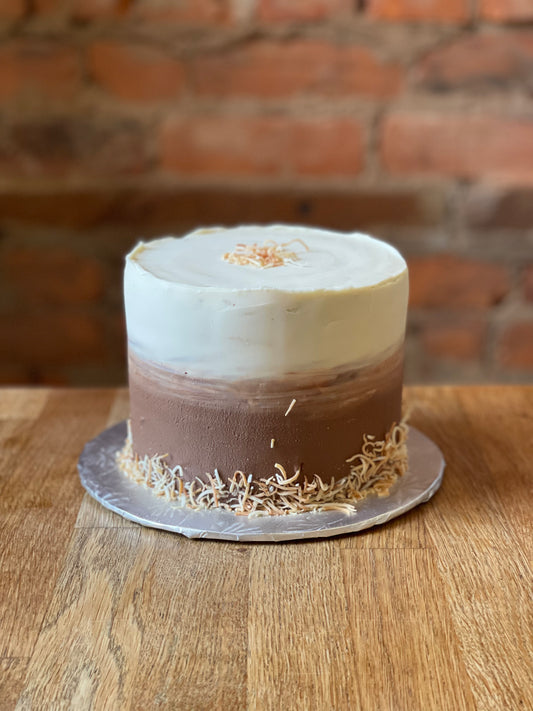 Premium 8' Cake
